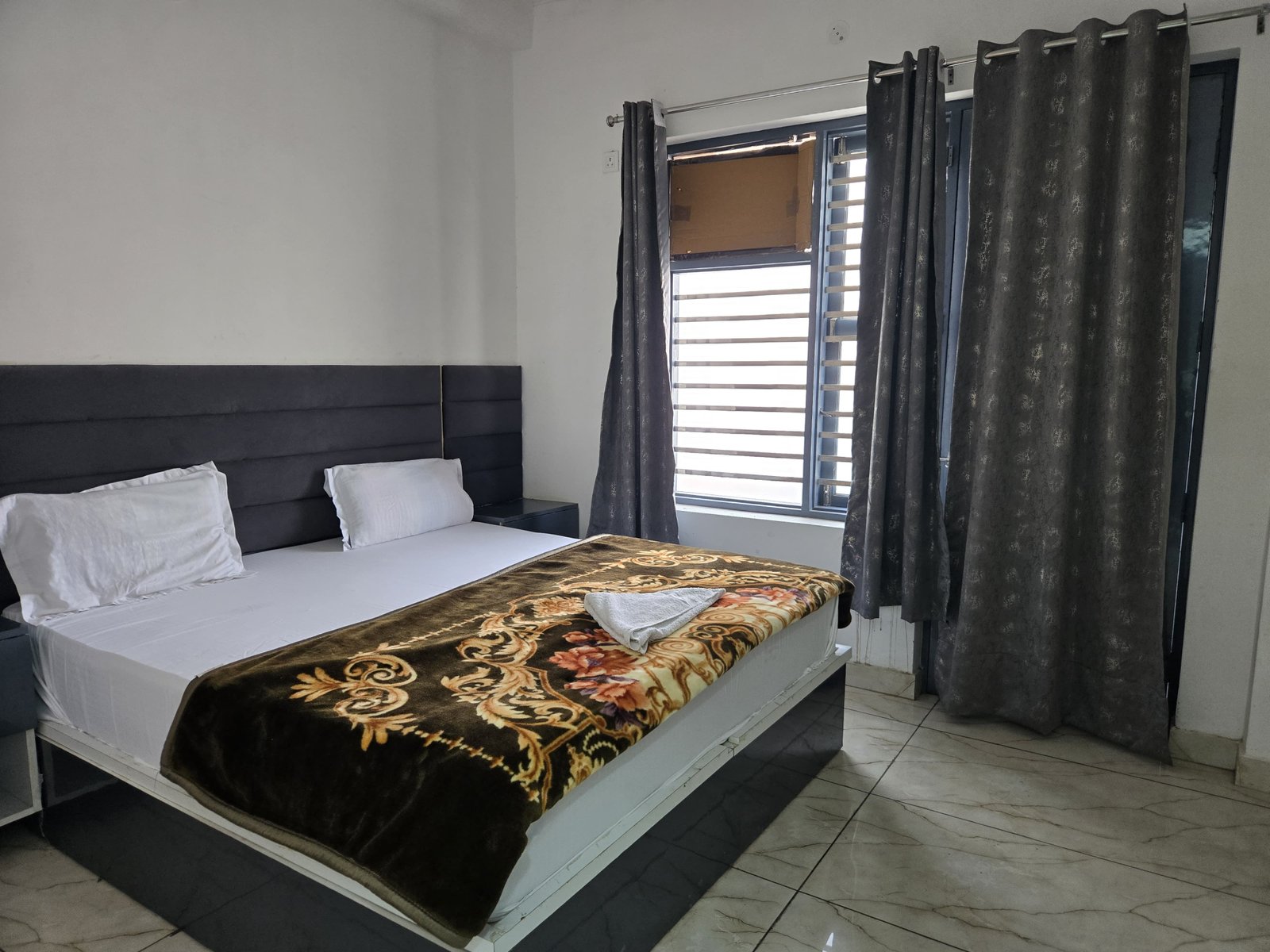 Hotel Taj Homestay